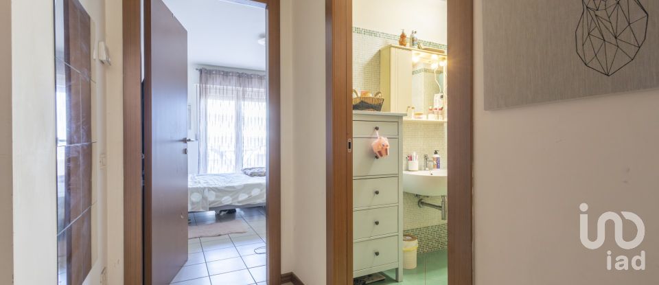 Bilocale di 77 m² a Ancona (60128)