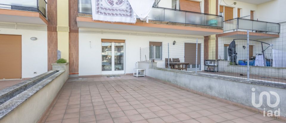 Bilocale di 77 m² a Ancona (60128)