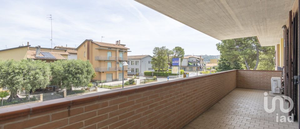 Appartamento 5 locali di 104 m² a Castelfidardo (60022)