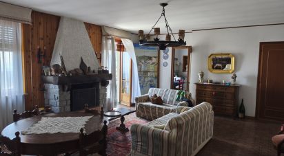 Casa indipendente 15 locali di 600 m² in Pettinengo (13843)