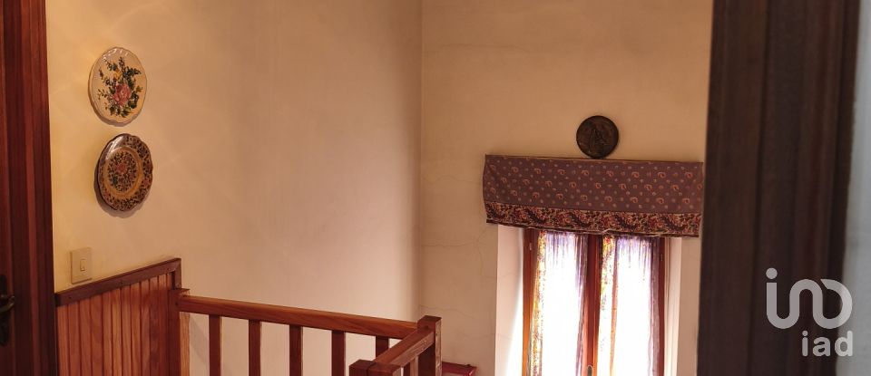 Casa indipendente 15 locali di 600 m² in Pettinengo (13843)