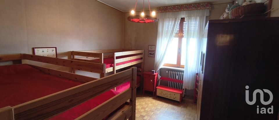 Casa indipendente 15 locali di 600 m² in Pettinengo (13843)