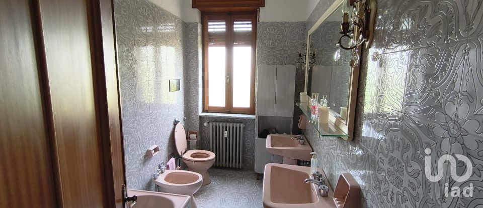 Casa indipendente 15 locali di 600 m² in Pettinengo (13843)