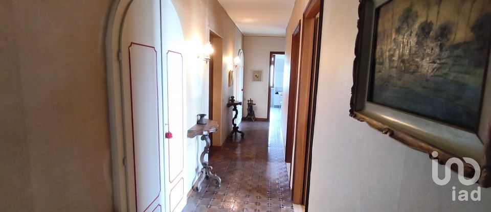 Casa indipendente 15 locali di 600 m² in Pettinengo (13843)