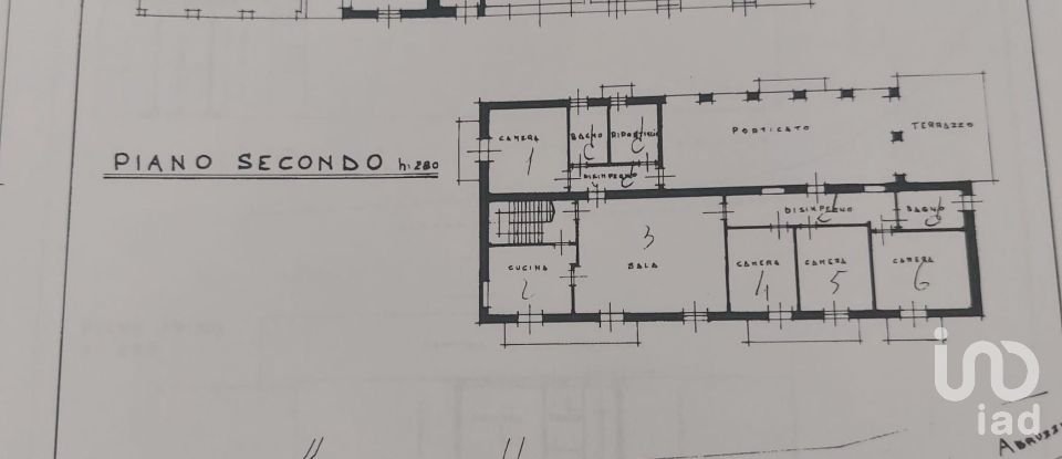 Casa indipendente 15 locali di 600 m² in Pettinengo (13843)