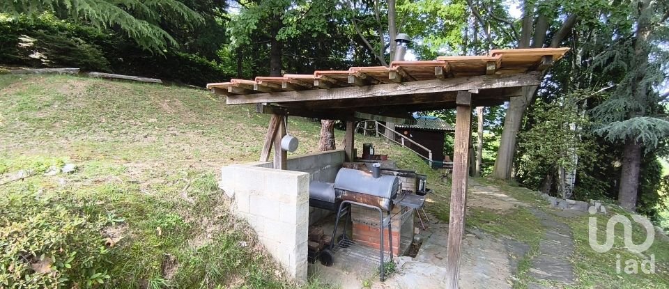 Casa indipendente 15 locali di 600 m² in Pettinengo (13843)