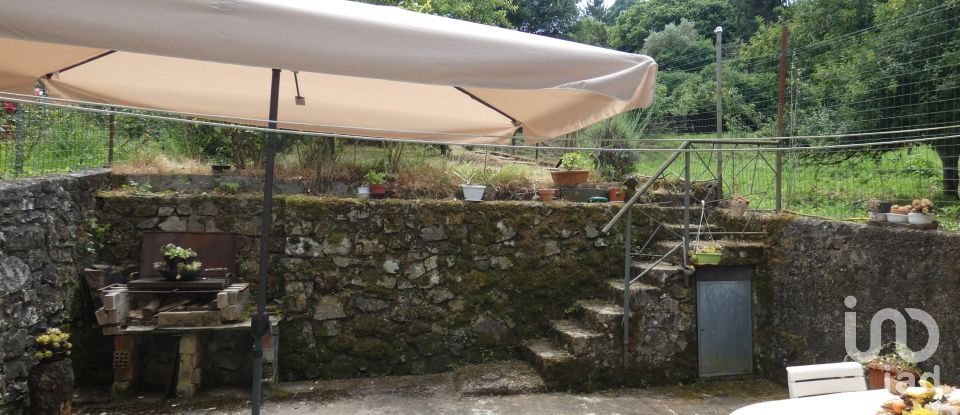 Village house 7 rooms of 103 m² in Carro (19012)