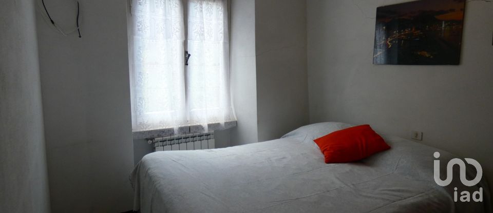 Village house 7 rooms of 103 m² in Carro (19012)