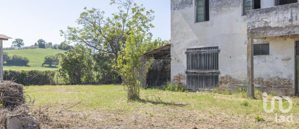 Casa indipendente / Villa 4 locali di 275 m² in Osimo (60027)