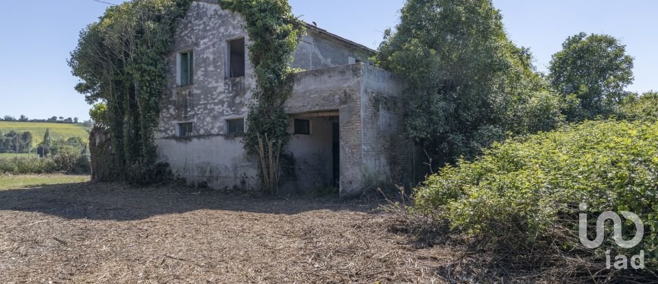 Casa indipendente / Villa 4 locali di 275 m² in Osimo (60027)