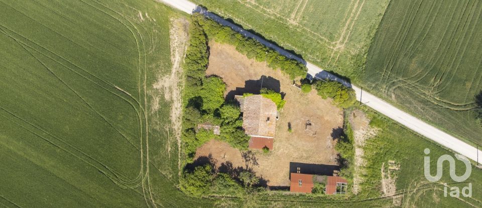 Casa indipendente / Villa 4 locali di 275 m² in Osimo (60027)