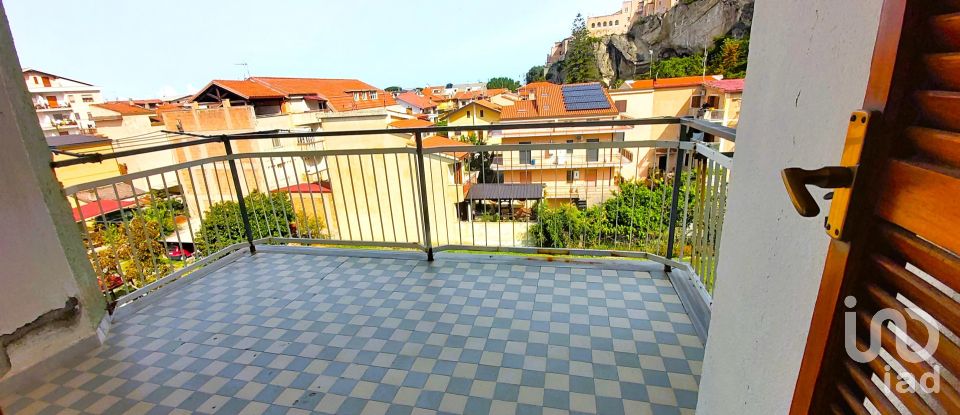 Apartment 8 rooms of 160 m² in Amantea (87032)