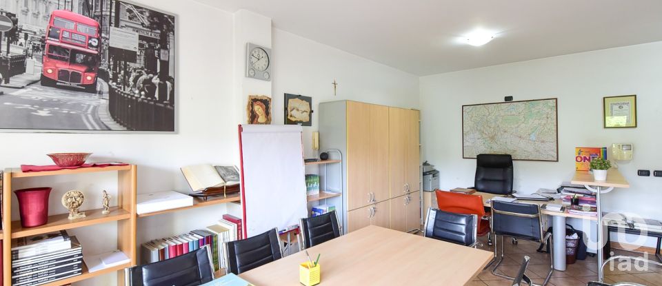 Bilocale di 71 m² a Mariano Comense (22066)