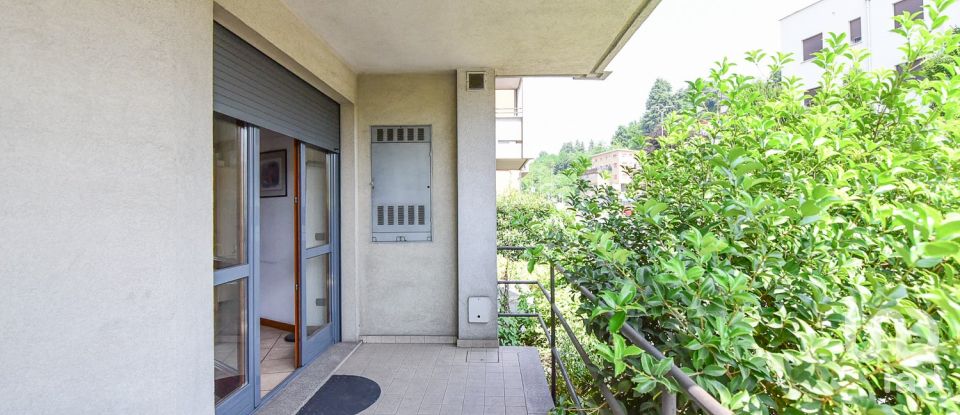 Bilocale di 71 m² a Mariano Comense (22066)