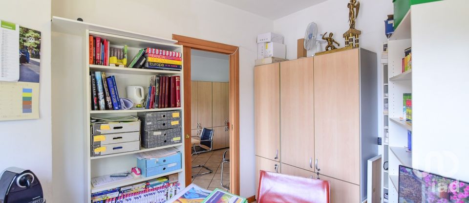 Bilocale di 71 m² a Mariano Comense (22066)