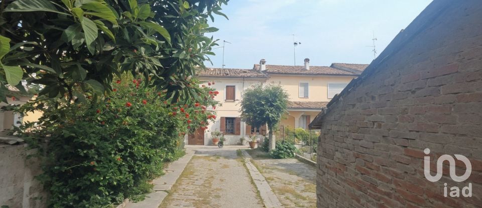 Casa indipendente / Villa 4 locali di 148 m² in Viadana (46019)