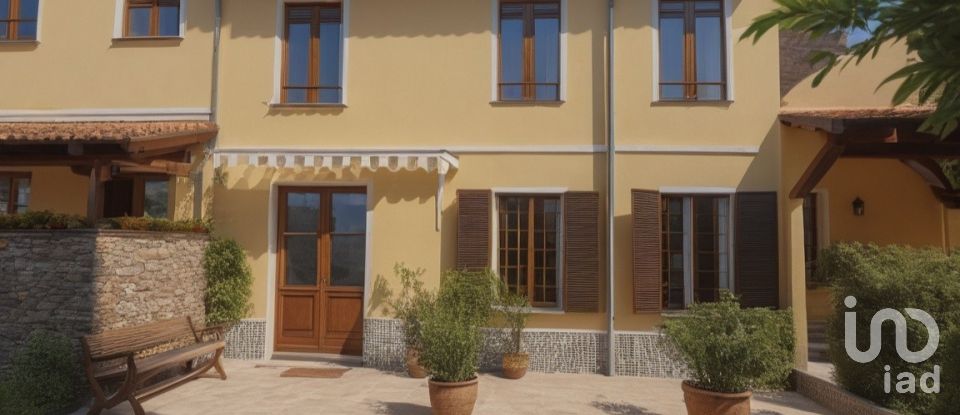 Casa indipendente / Villa 4 locali di 148 m² in Viadana (46019)