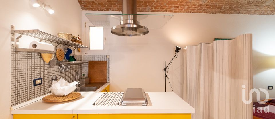 Appartamento 0 locali di 30 m² a Genova (16125)