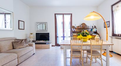 Trilocale di 75 m² a Lentate sul Seveso (20823)