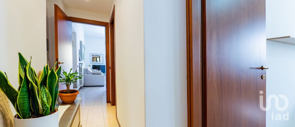 Three-room apartment of 75 m² in Lentate sul Seveso (20823)