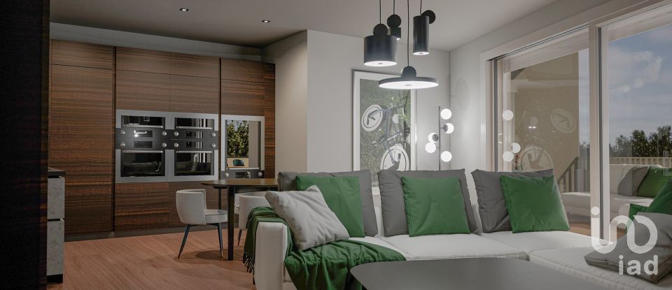 Four-room apartment of 153 m² in Padova (35136)