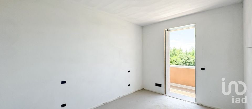 Four-room apartment of 153 m² in Padova (35136)