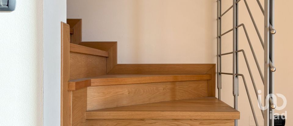 Three-room apartment of 150 m² in Padova (35132)