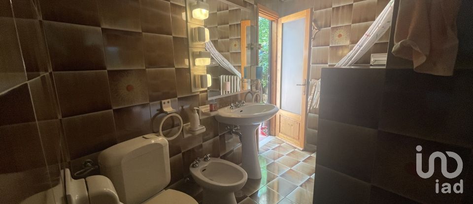 Casa indipendente / Villa 11 locali di 235 m² in Prato (59100)