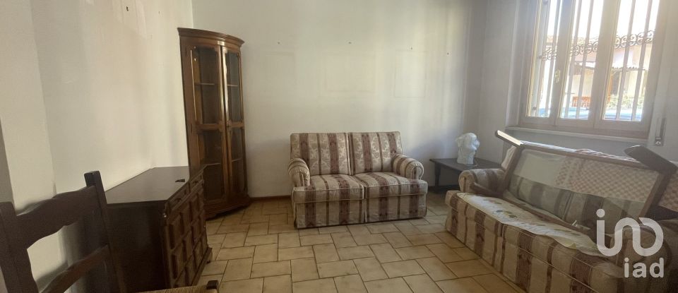 Casa indipendente / Villa 11 locali di 235 m² in Prato (59100)