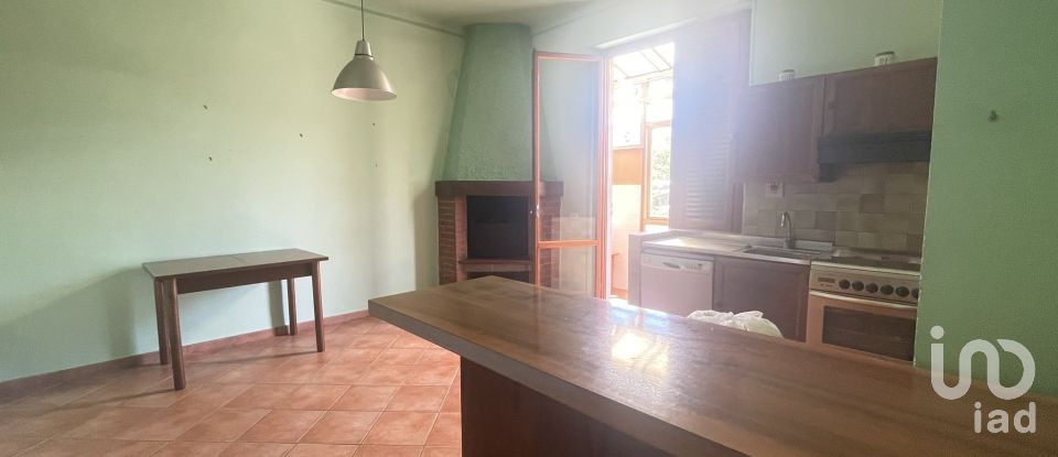 Casa indipendente / Villa 11 locali di 235 m² in Prato (59100)