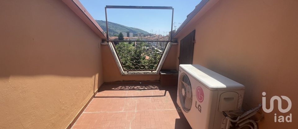 Casa indipendente / Villa 11 locali di 235 m² in Prato (59100)