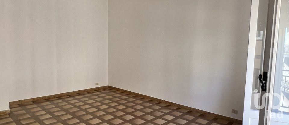 Apartment 6 rooms of 120 m² in Cisternino (72014)