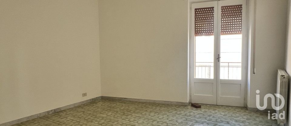 Apartment 6 rooms of 120 m² in Cisternino (72014)