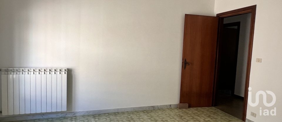 Apartment 6 rooms of 120 m² in Cisternino (72014)