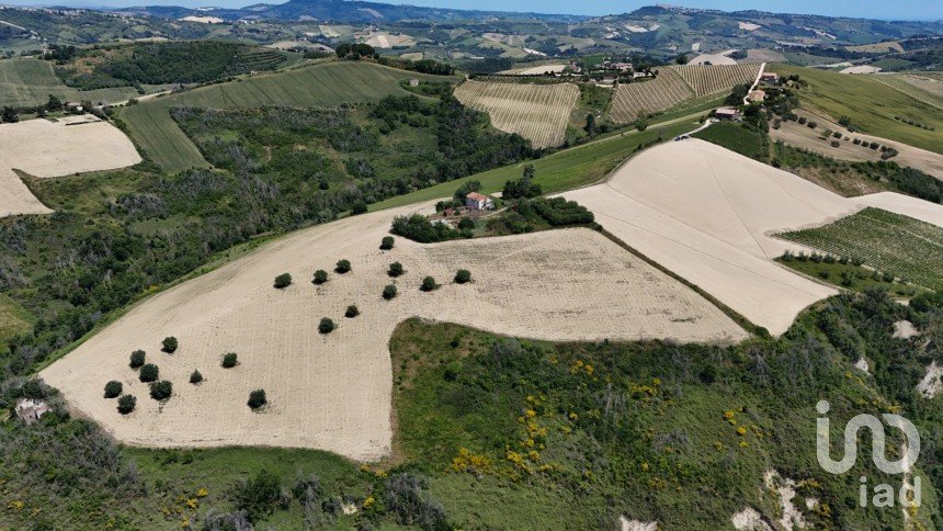 Townhouse 5 rooms of 320 m² in Ripatransone (63065)