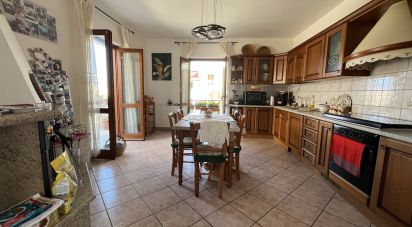 Apartment 6 rooms of 119 m² in - (87030)