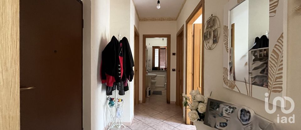 Apartment 6 rooms of 119 m² in - (87030)