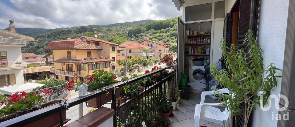 Apartment 6 rooms of 119 m² in - (87030)