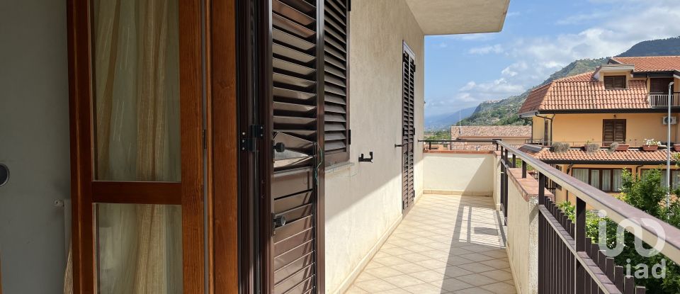 Apartment 6 rooms of 119 m² in - (87030)