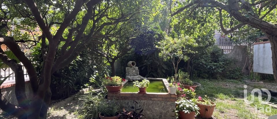 Apartment 6 rooms of 119 m² in - (87030)