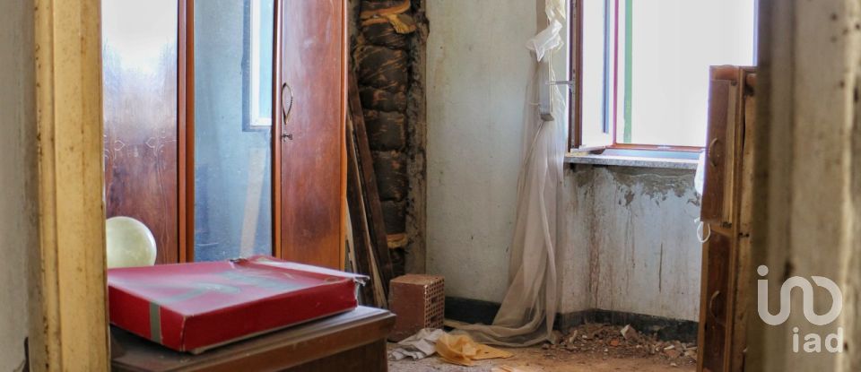 Appartamento 5 locali di 80 m² a Neirone (16040)