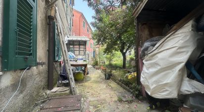 Appartamento 5 locali di 80 m² a Genova (16133)