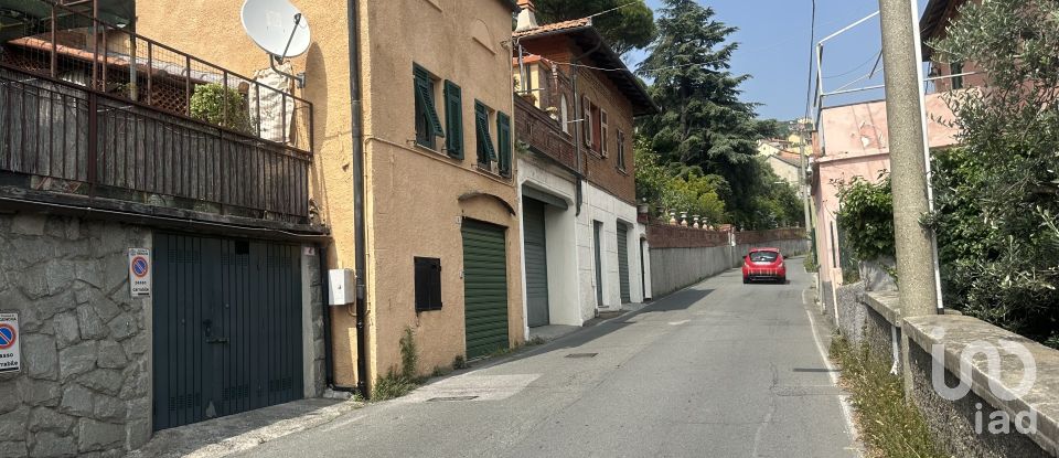 Appartamento 5 locali di 80 m² a Genova (16133)