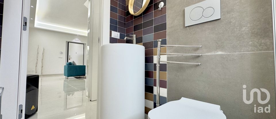 Farm 4 rooms of 151 m² in Avola (96012)