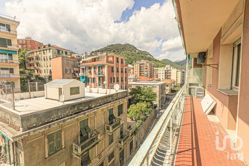 Appartamento 8 locali di 100 m² a Genova (16153)