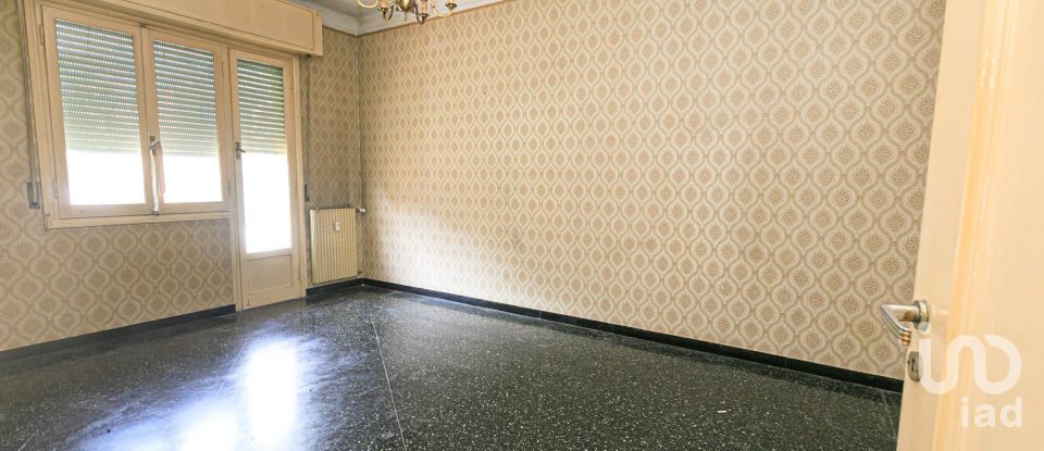 Appartamento 8 locali di 100 m² a Genova (16153)