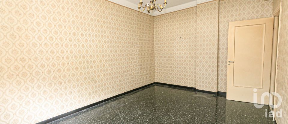 Appartamento 8 locali di 100 m² a Genova (16153)