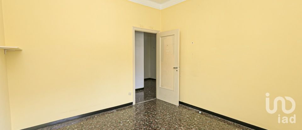 Appartamento 8 locali di 100 m² a Genova (16153)