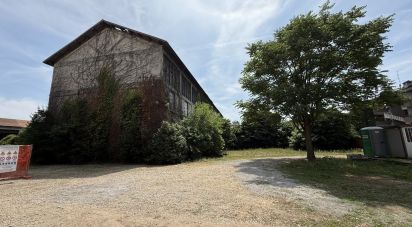 Terreno di 2.000 m² in Mariano Comense (22066)