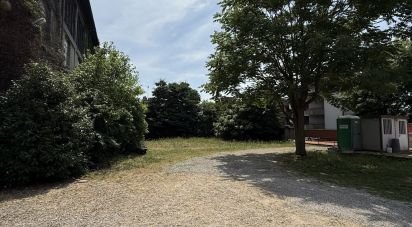 Terreno di 2.000 m² in Mariano Comense (22066)